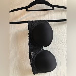 Aerie 32C Black light push-up strapless bra with lace band
